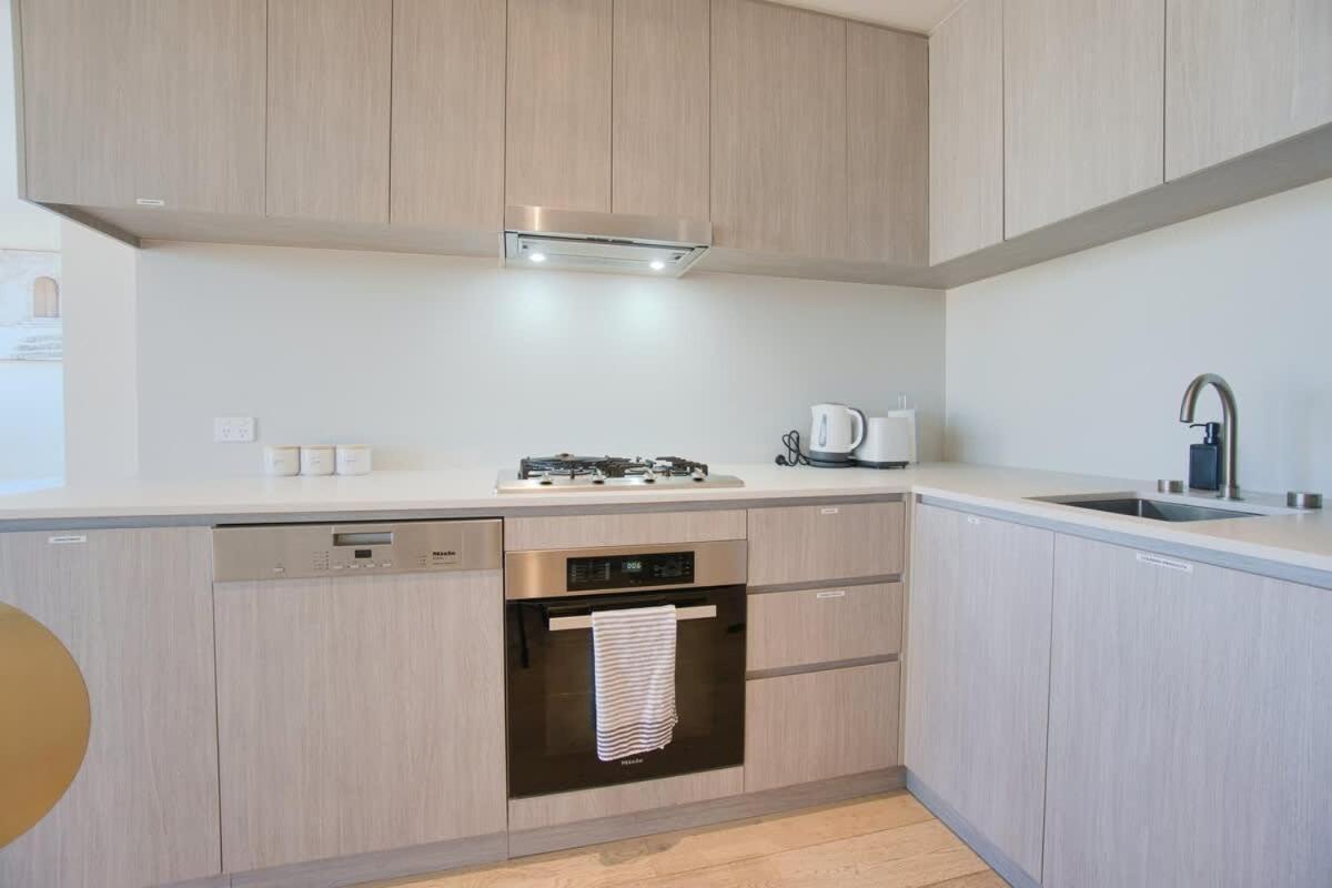 New And Modern 2Br Gem In Rundle Mall Apartment Adelaide Exterior foto